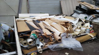 お引き取りにお伺い致しました。